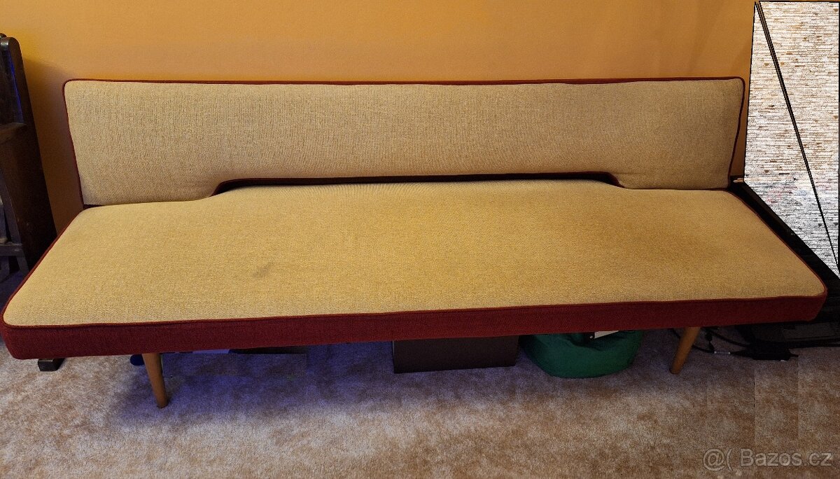pohovka brusel 60. léta navrátil čssr retro