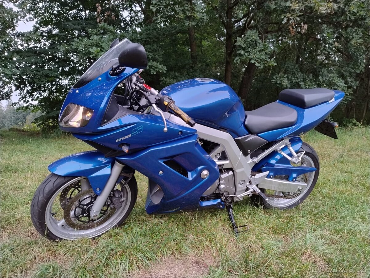 Suzuki SV650S