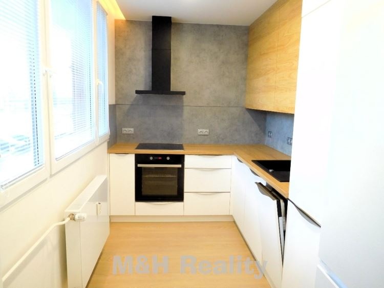 Pěkný,útulný nově zrek.byt 2+1 v Místku, ul.Janáčkova