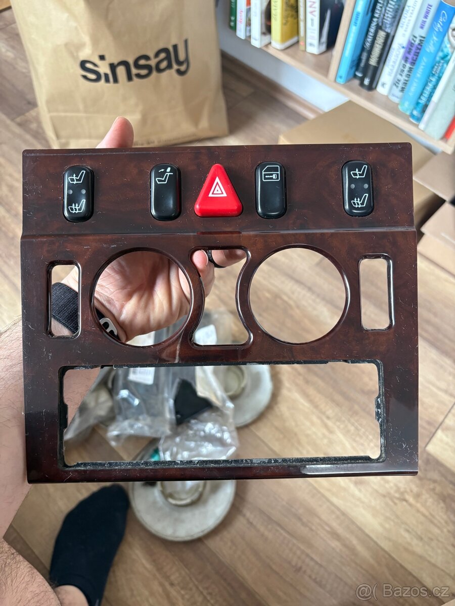 Rámeček rádia Mercedes W210 E-class