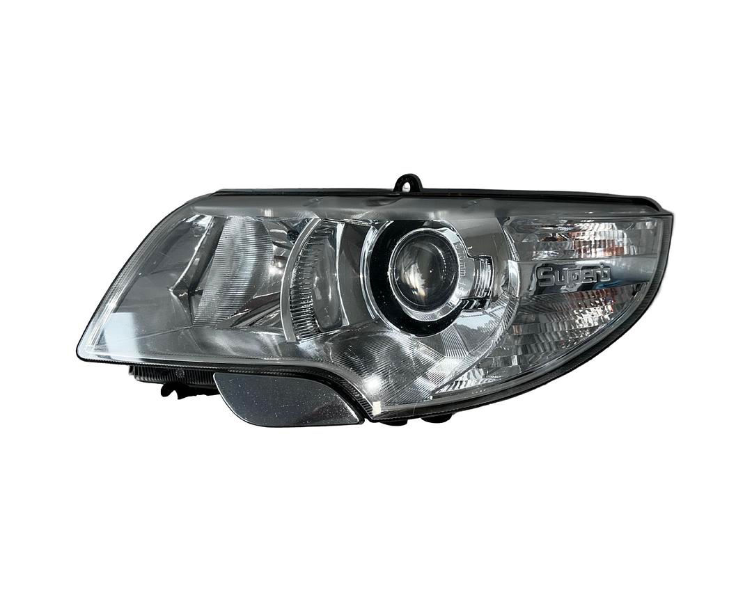 Levý xenon 3T1941017E Škoda Superb 2 r.v. 2009