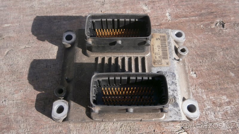 Fiat 1,2 16V el.jednotka motoru ECU Bosch