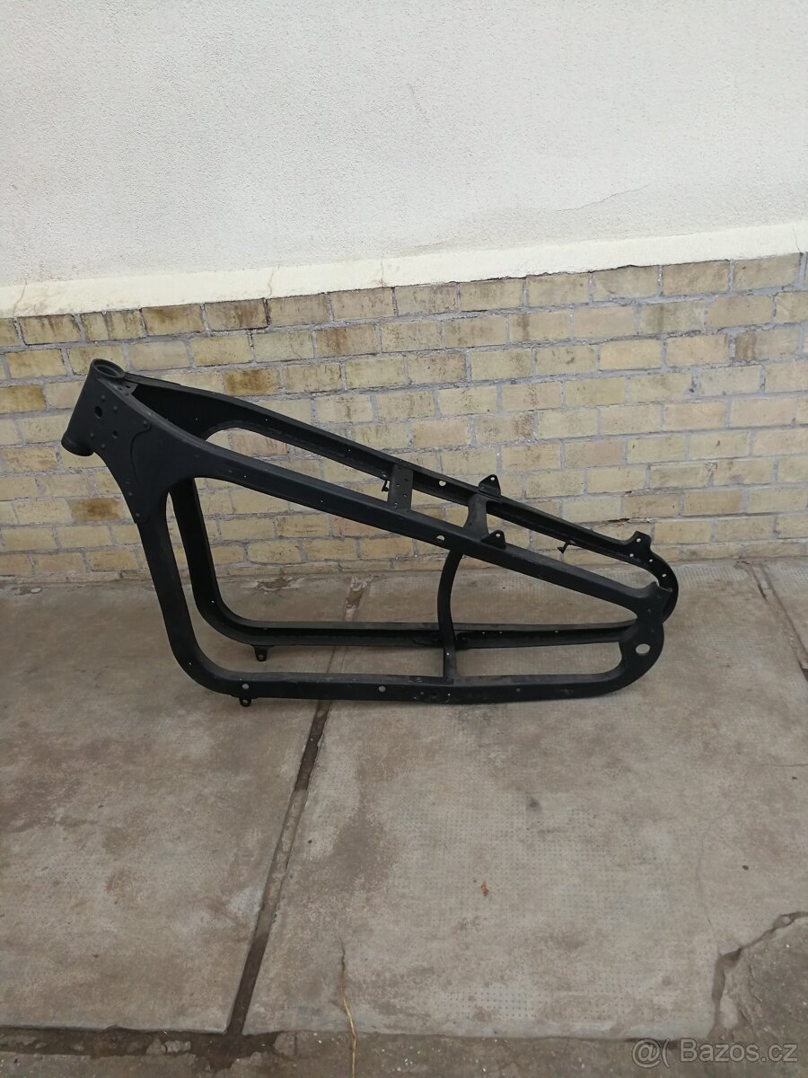 Rám motocyklu Bmw R12
