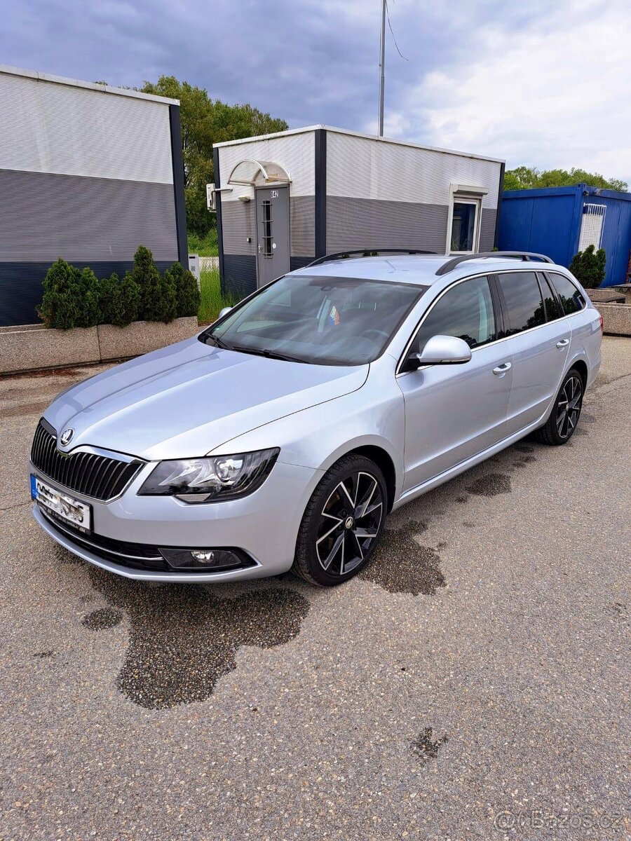 Škoda Superb Combi