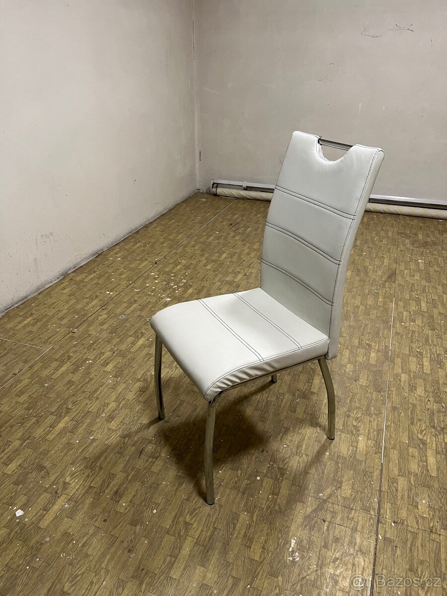 Jídelní židle Noemi bílá