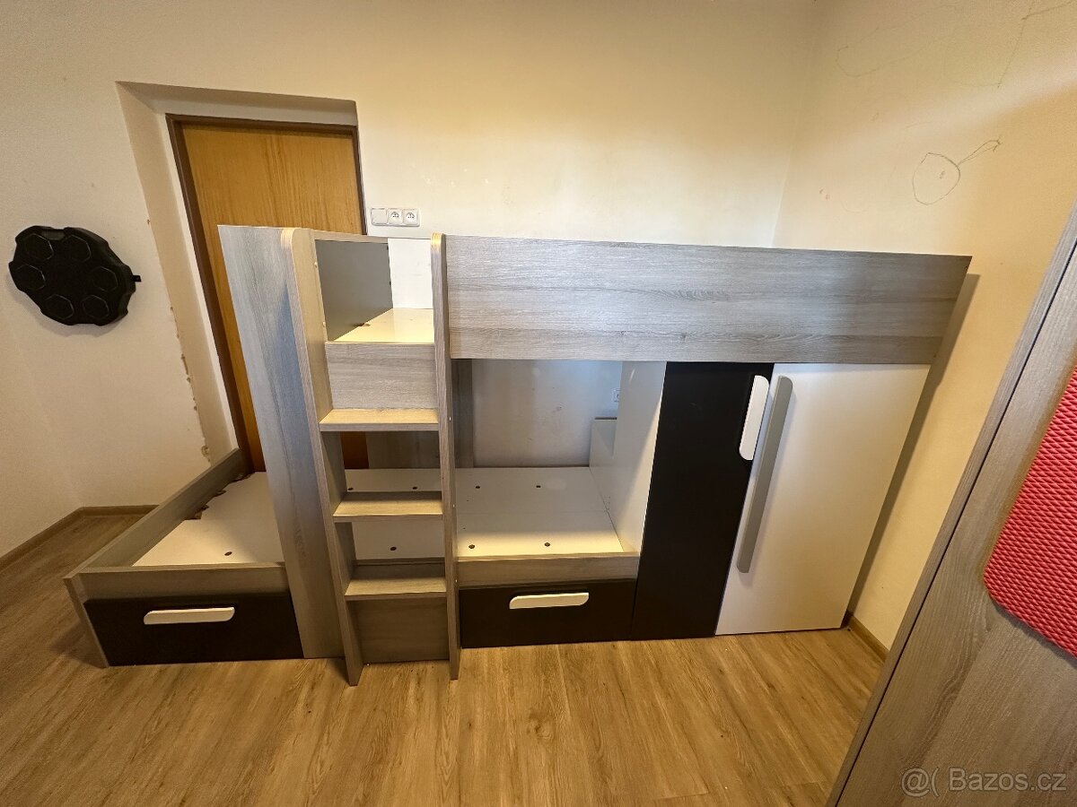 Patrová postel s úložným prostorem