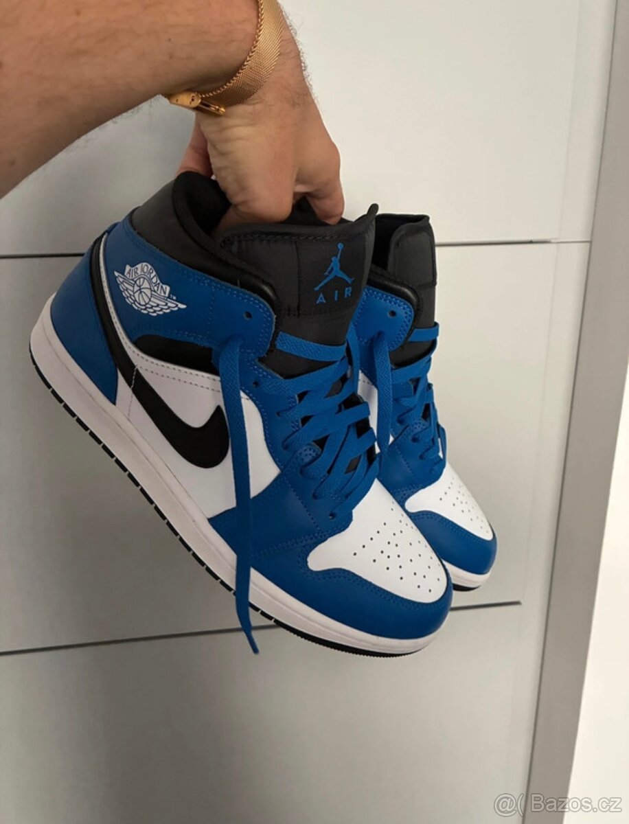 Jordan 1 Mid tenisky, vel. 45