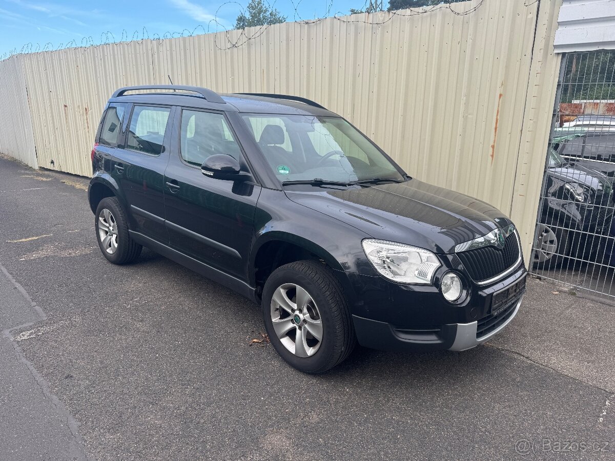 ŠKODA YETI 1.4 TSI 90Kw 8/2011 PO SERVISE PARKTRONIC