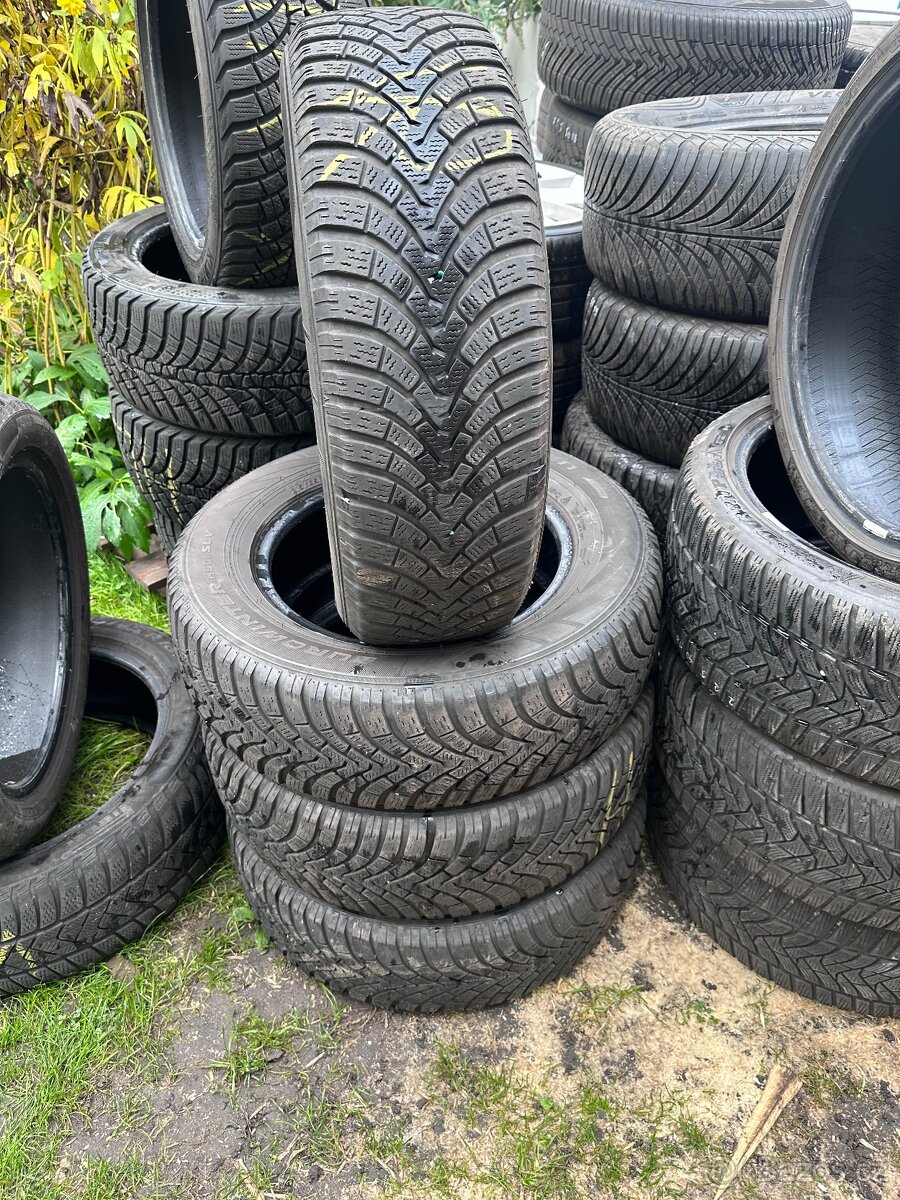 Zimní sada pneu 215/65 R16 - Falken
