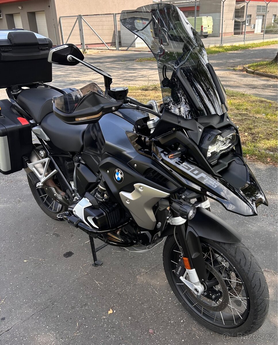BMW R1250GS r.v.2023 SLEVA