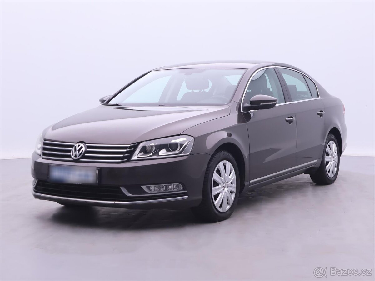 Volkswagen Passat 2,0 TDI 103kW DSG CZ Xenon (2012)