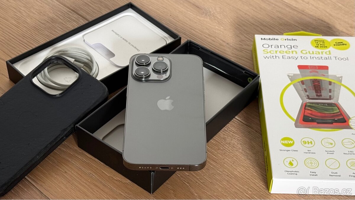 iPhone 13 Pro 256GB Grafitově šedá