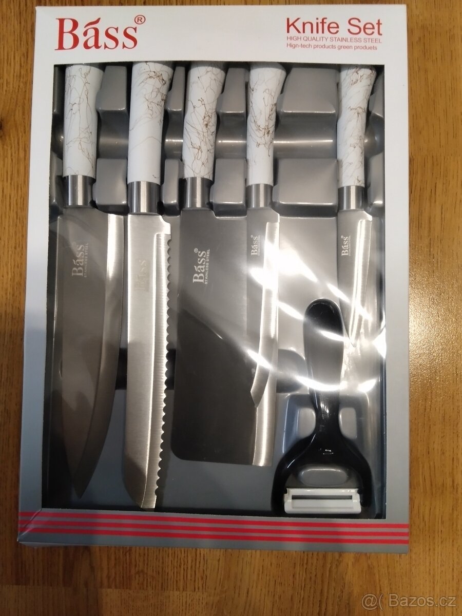 Sada kuchyňských nožů