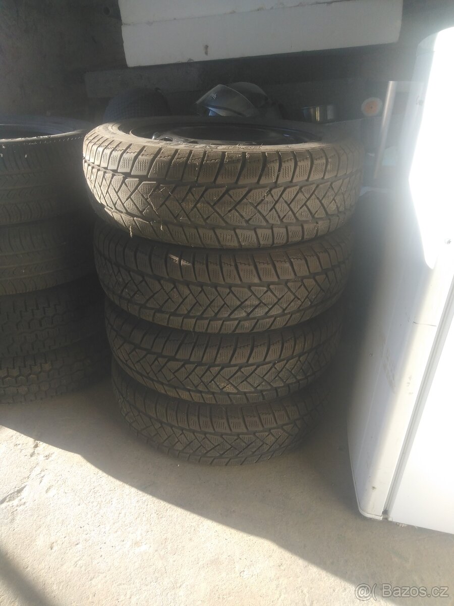 Pneu i s ráfky Škoda fabie rozteč