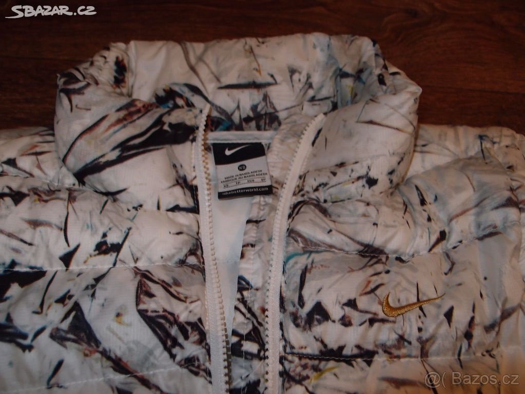 zimní péřová bunda Nike a péřová vesta Nike 2 v 1