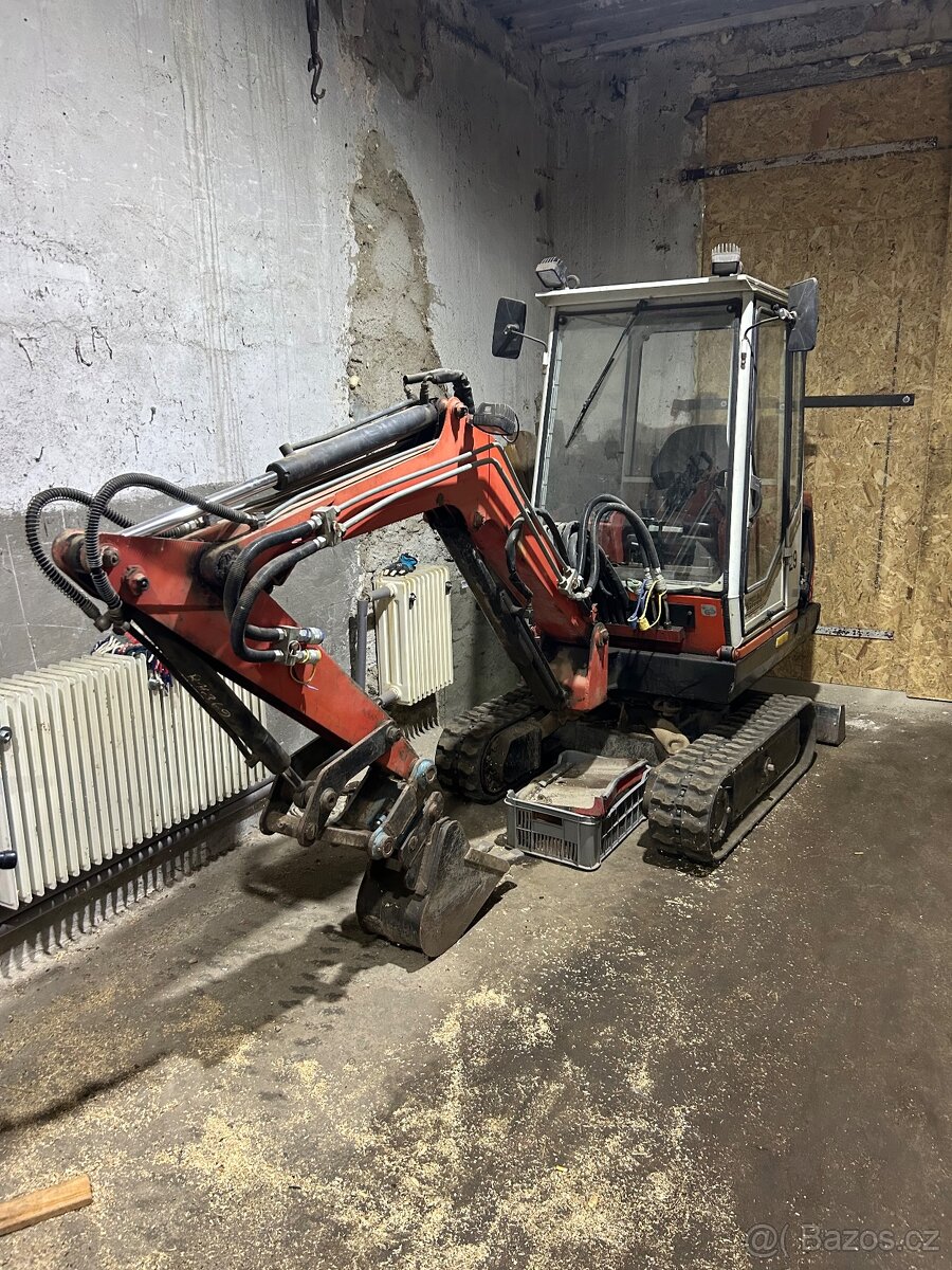 Prodám minibagr 2T