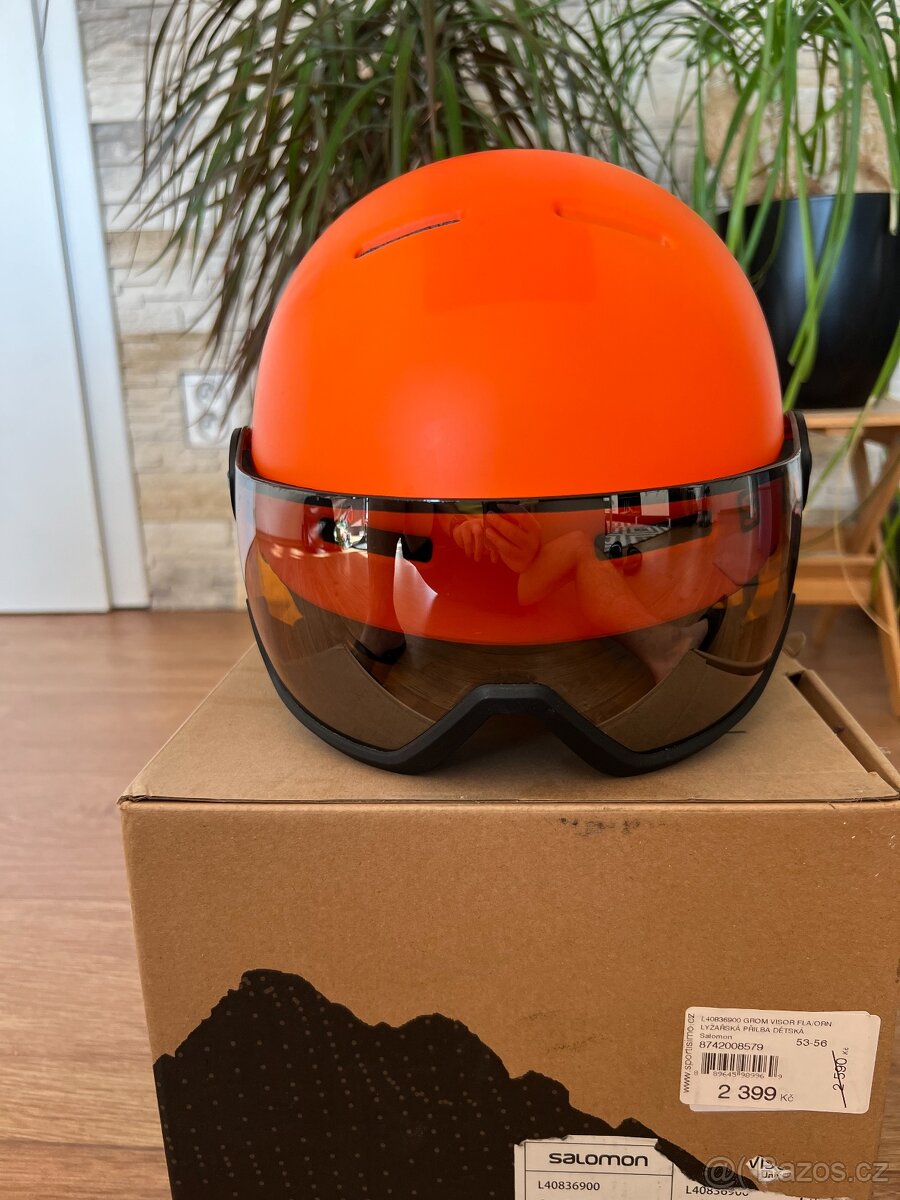 lyžařská helma Salomon