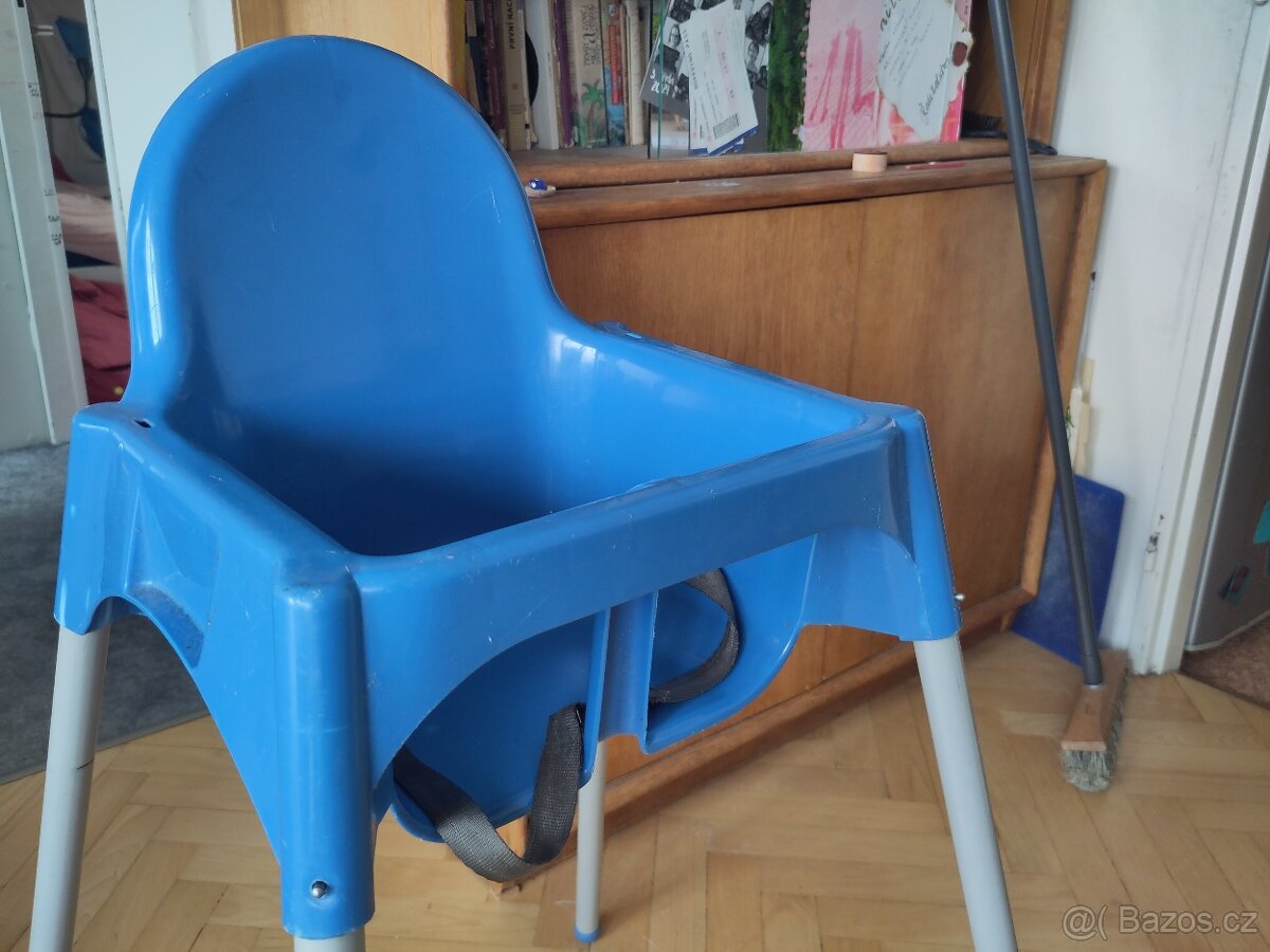 Dětská jídelní židlička