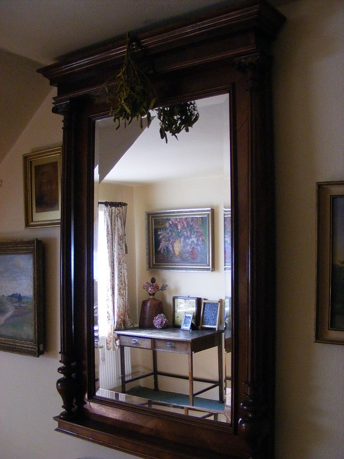 Starožitné zrcadlo