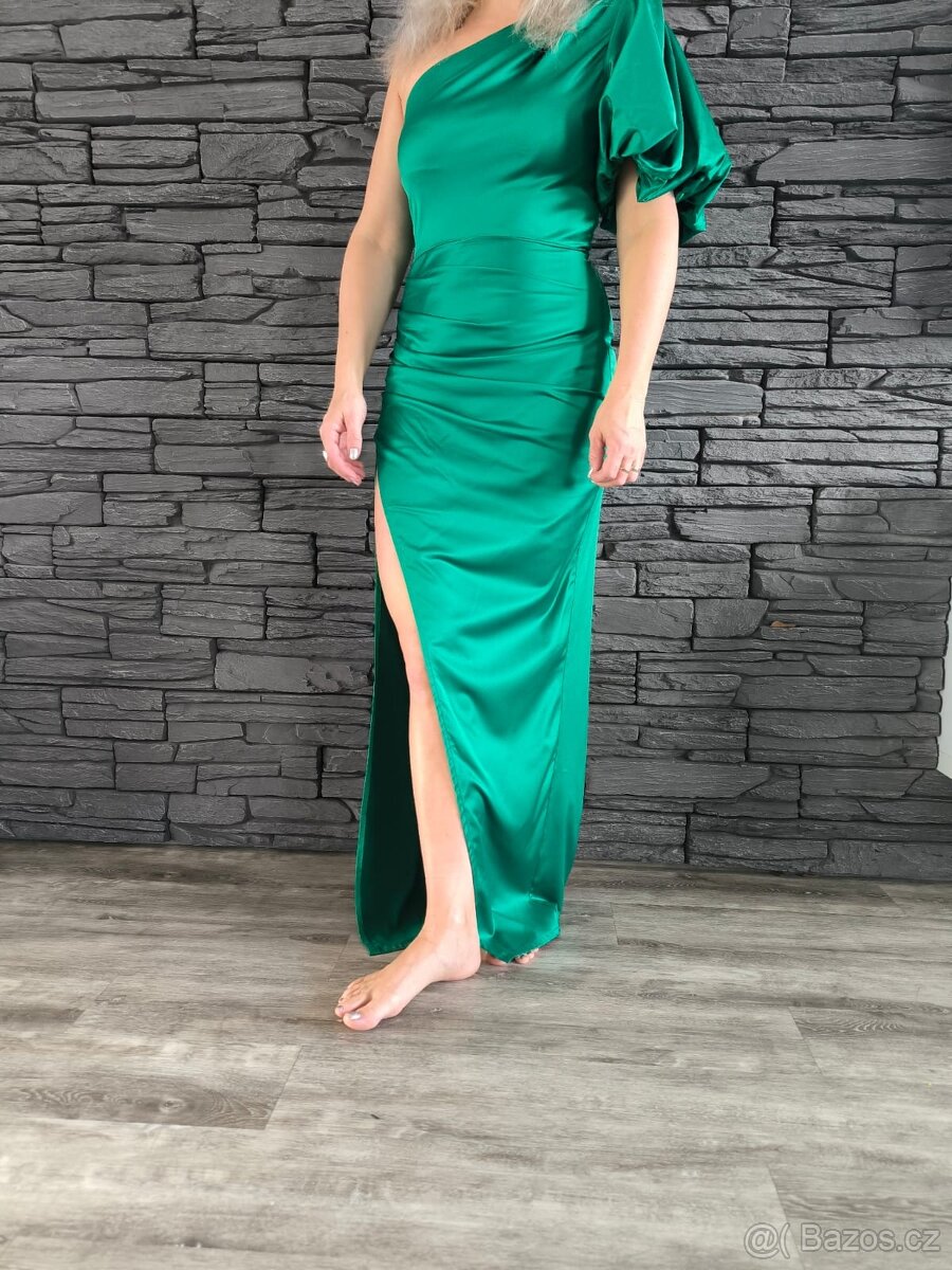 Plesové šaty vel. M