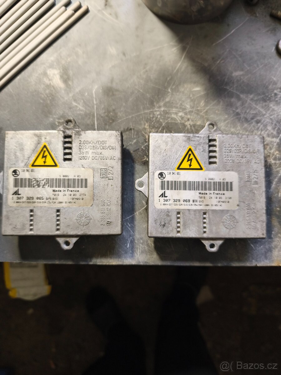 Xenony škoda oktavia 1