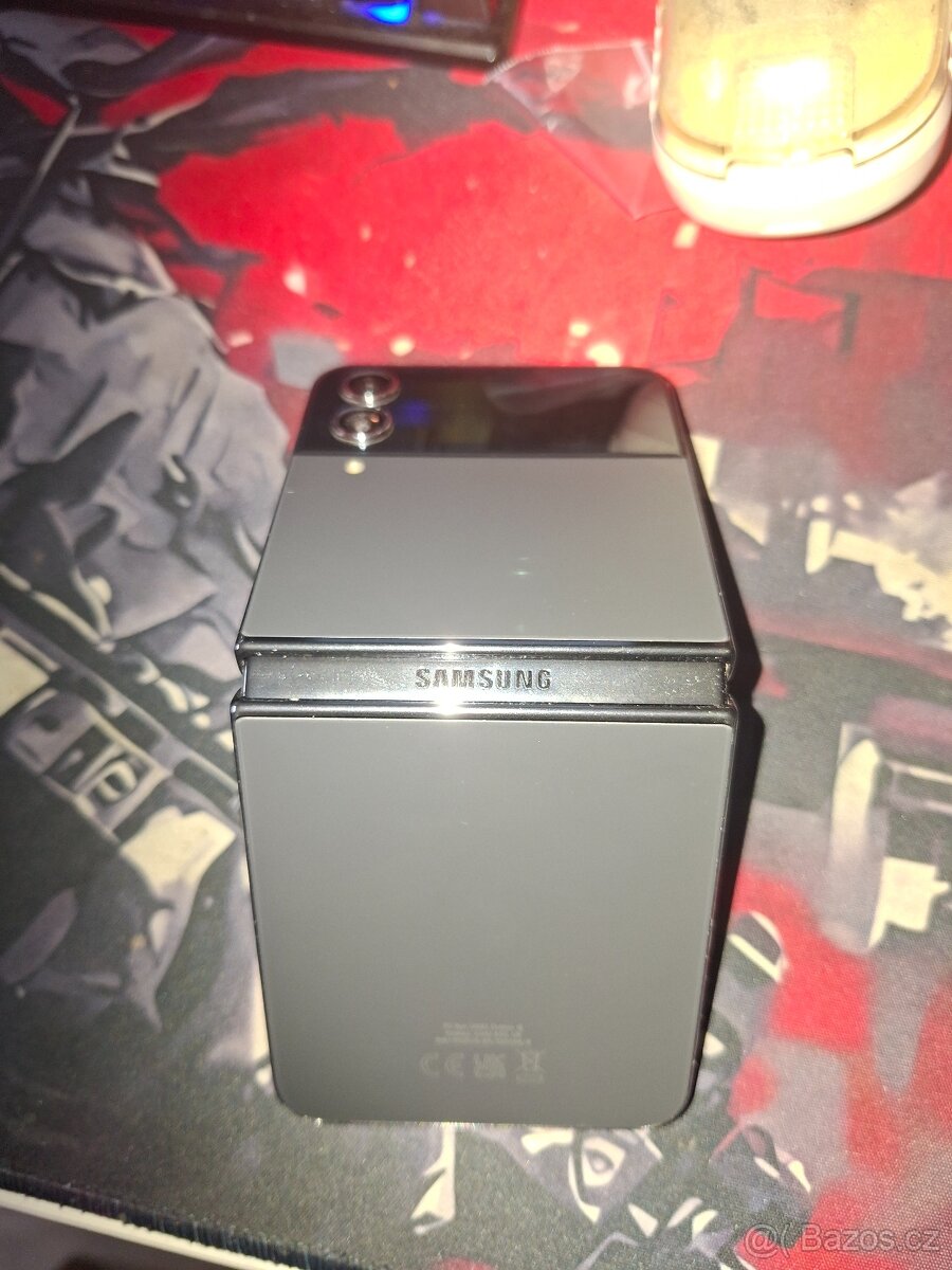 Z4 FLIP SAMSUNG 256GB,8GB