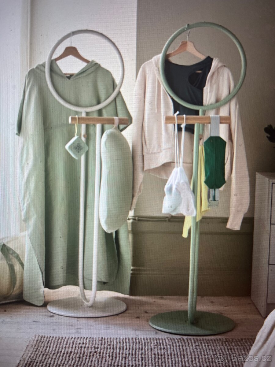 IKEA DAJLIEN- zelený věšák, sluha, držák