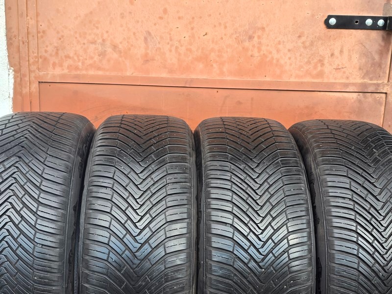 Letní Continental 235/50/19