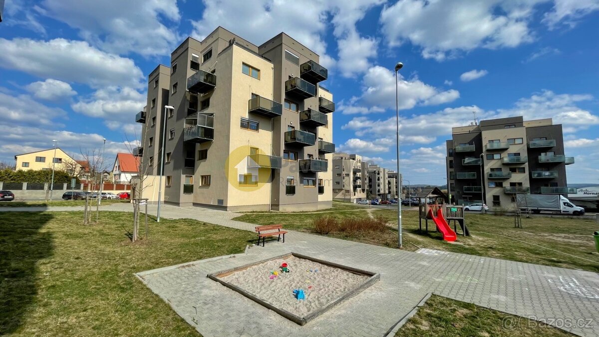 Prodej bytu 2+kk, 57,7 m2, lodžie/komora/parkovací stání, v