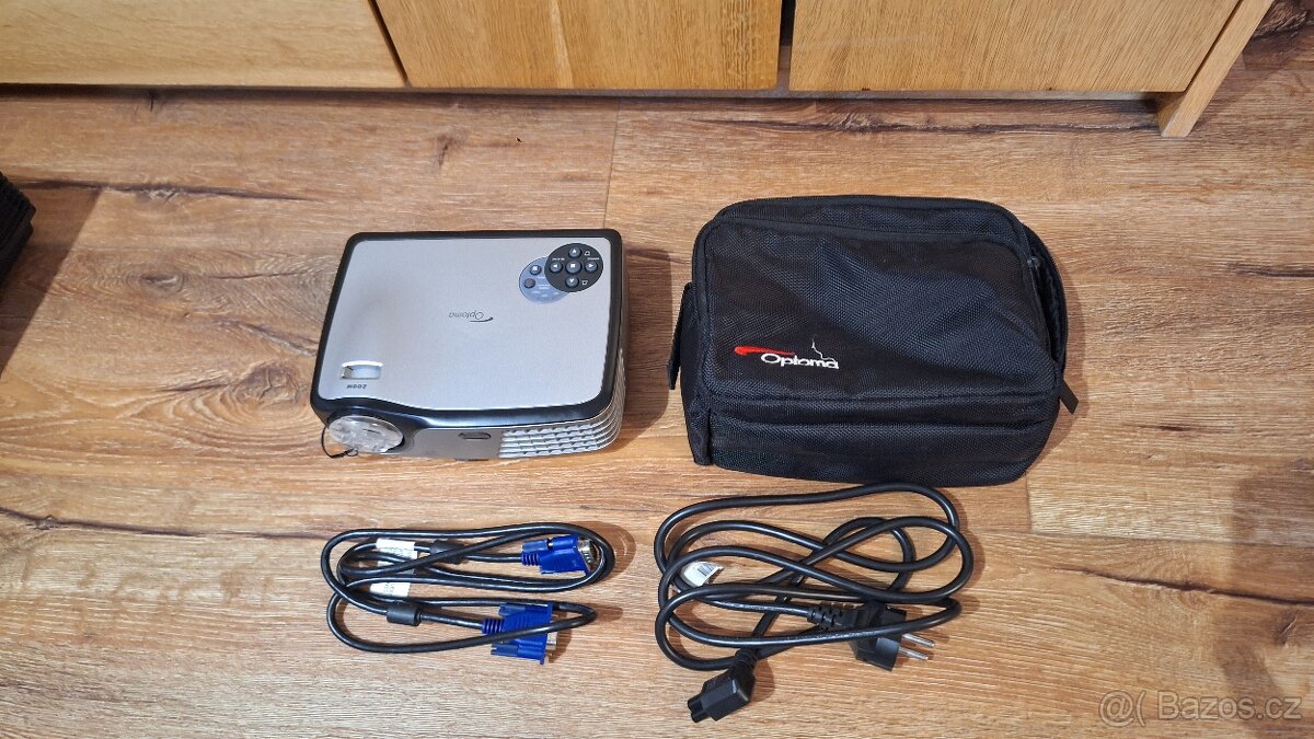 Optoma EP 729 projektor.