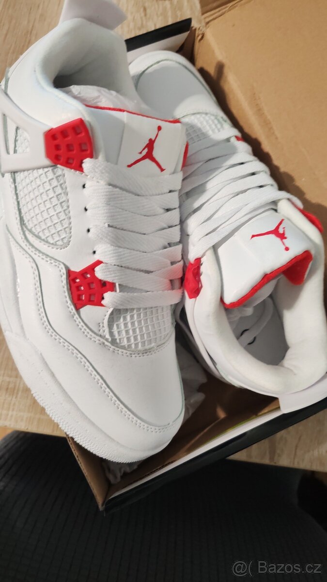 Nike Air Jordan 4