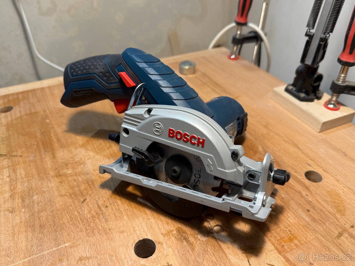Bosch Professional AKU okružní pila GKS 12V-26