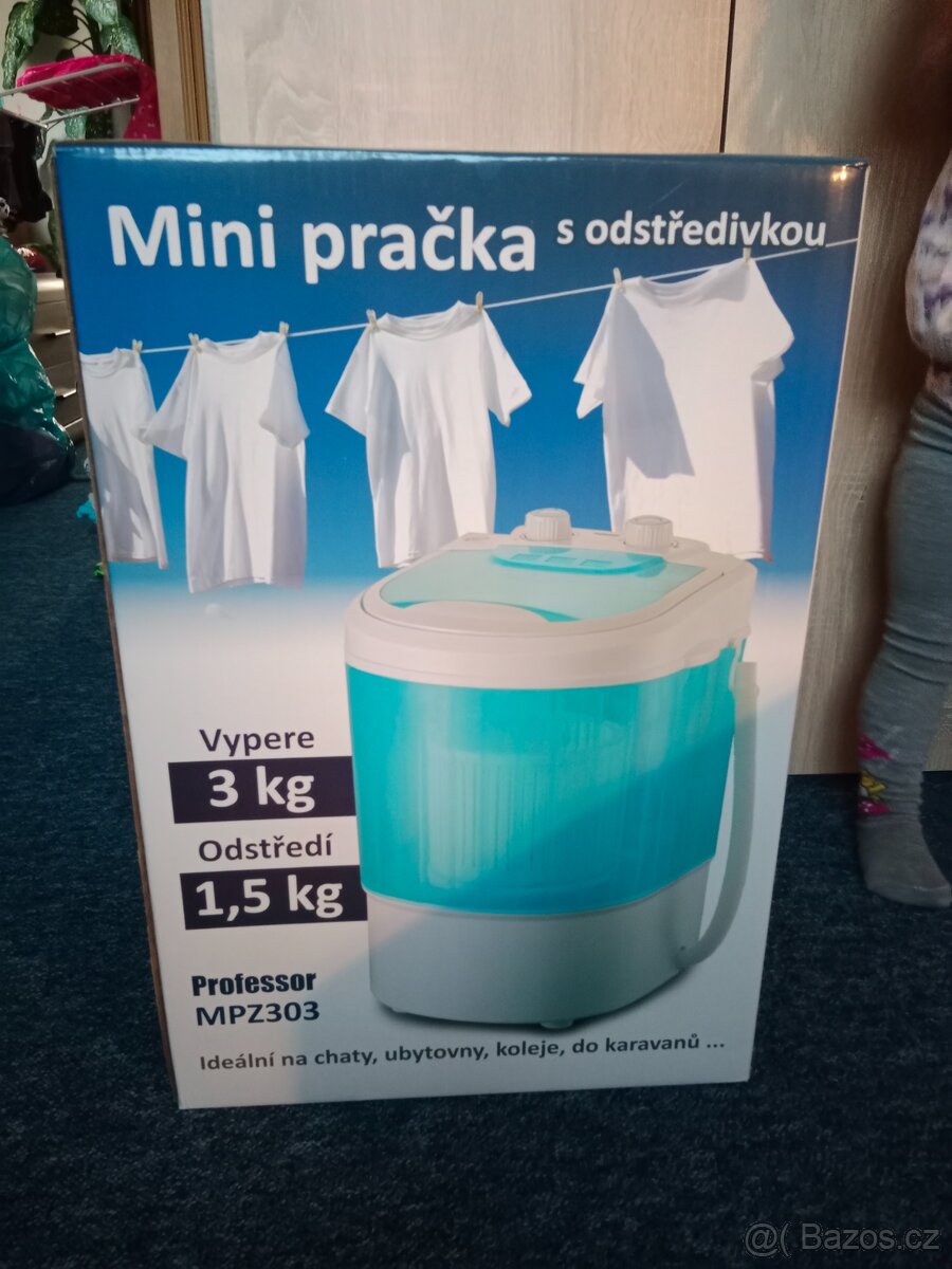 Mini pračka s odstředivkou