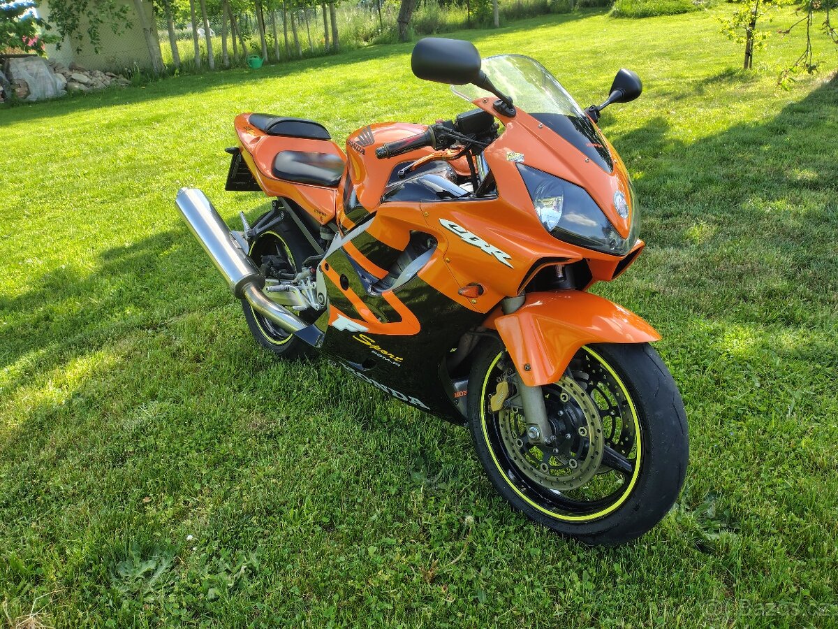 CBR 600f sport