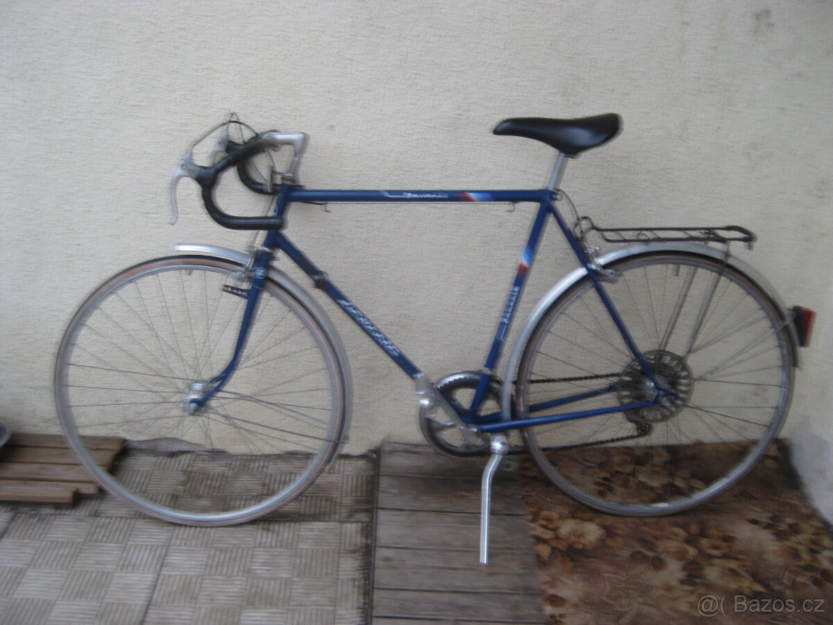FAVORIT-pologaluska