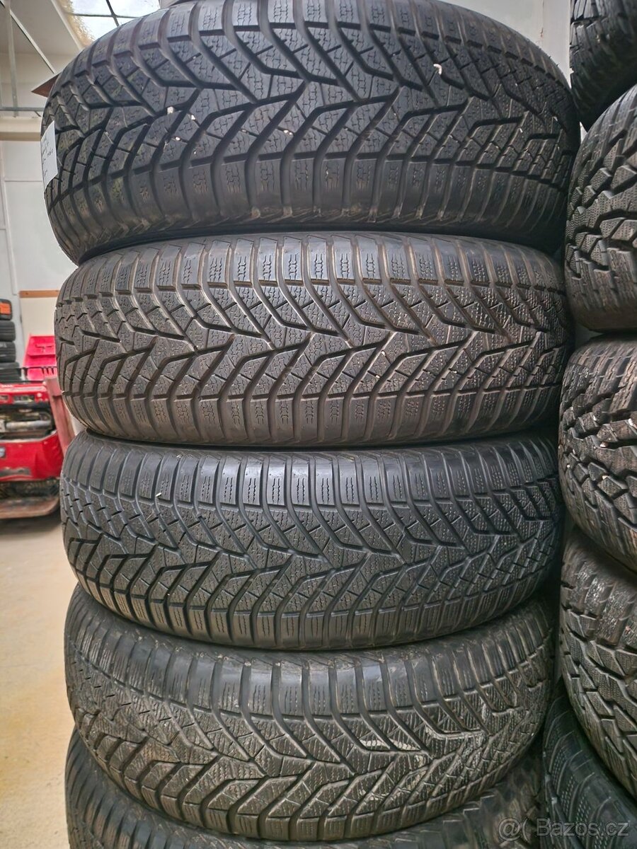 225/65 R17 102H zimní pneu Yokohama