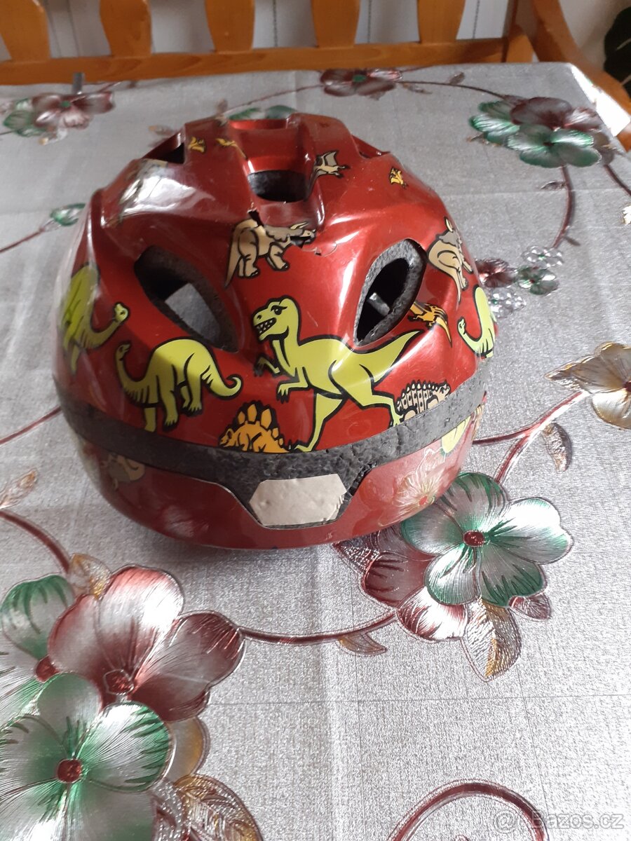 Dětská helma na kolo