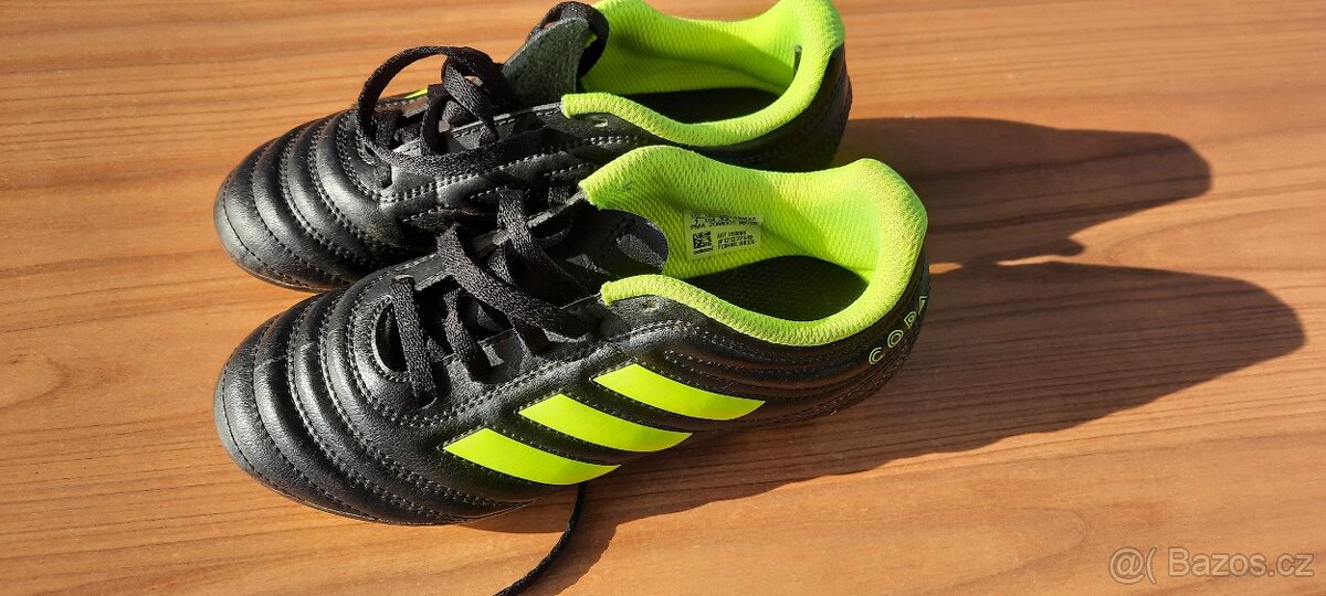 Dětské kopačky Adidas vel.32