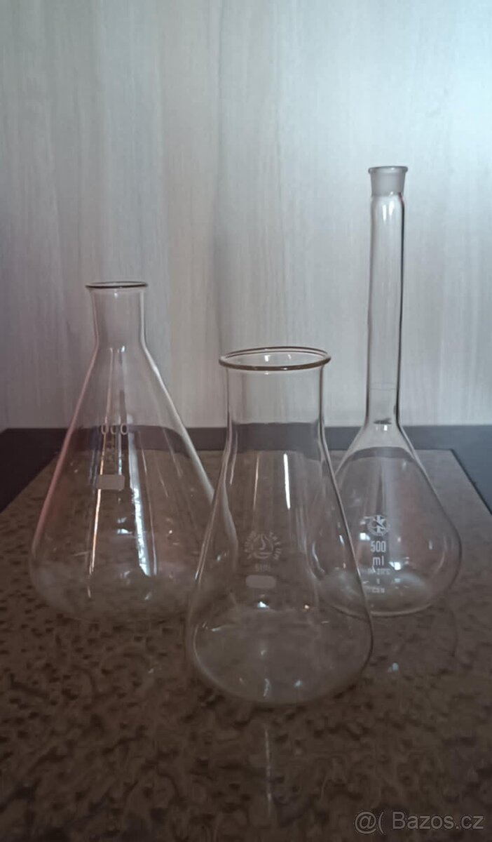 Laboratorní sklo