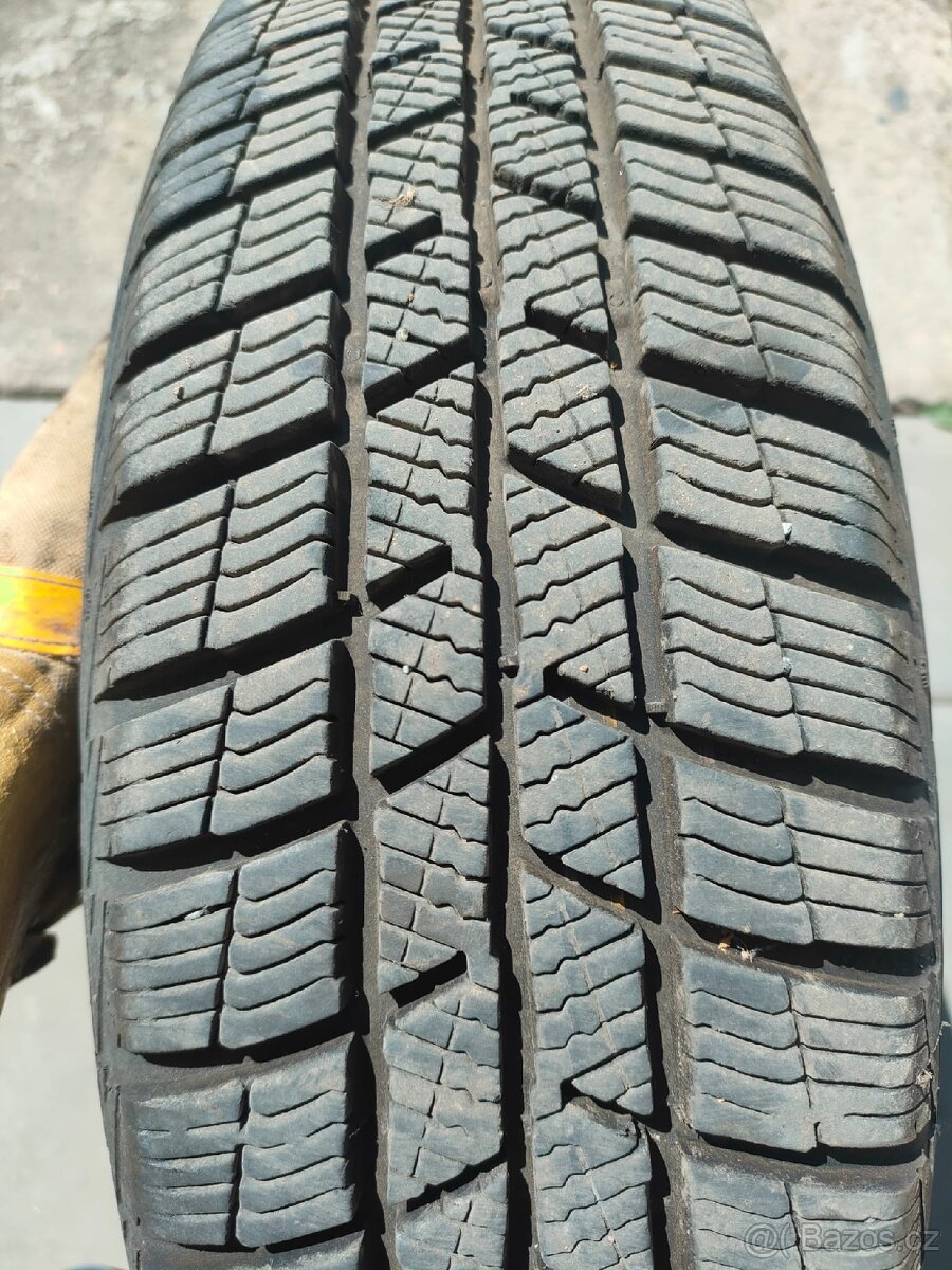 2x Barum Polaris 5 na disku Škoda Fabia 165/70 R14