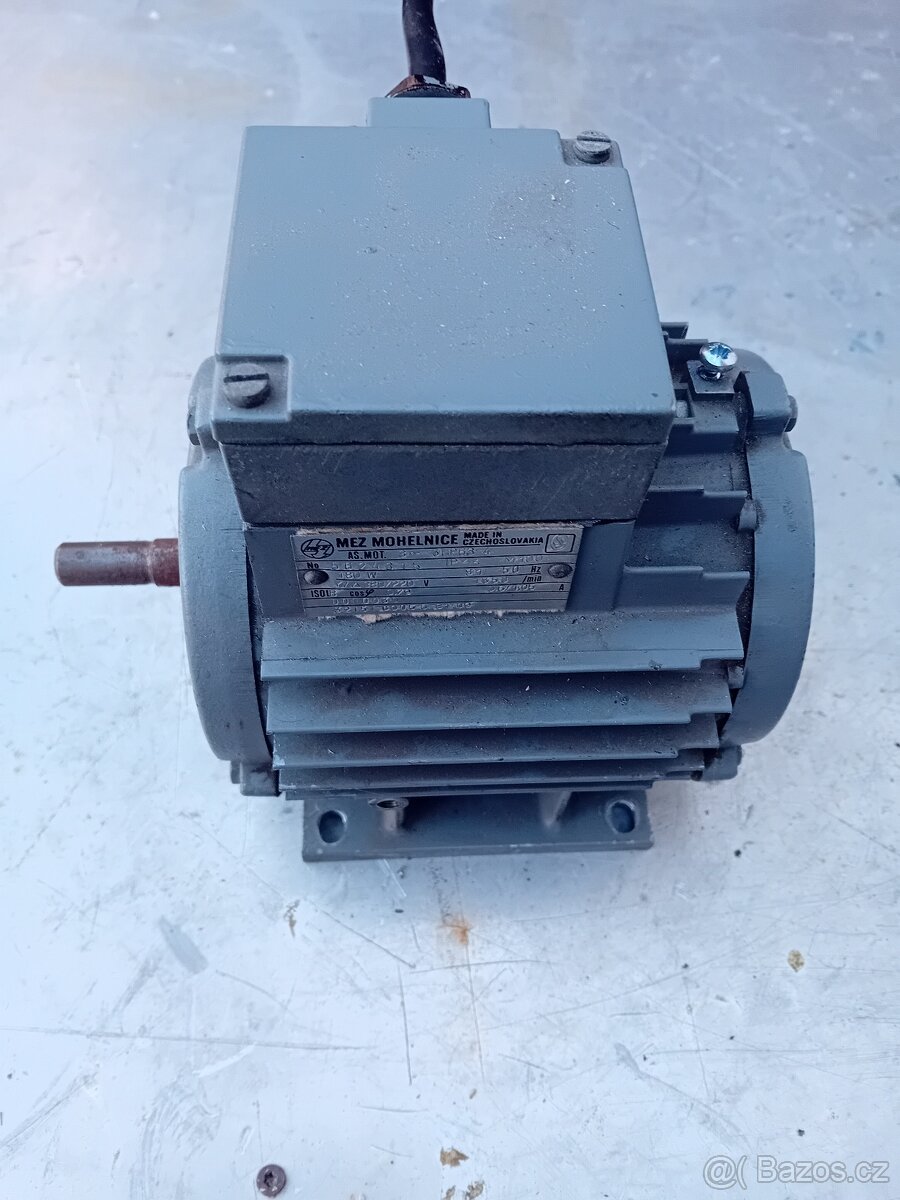3fázový asynchronní elektromotor  MEZ Mohelnice 180W