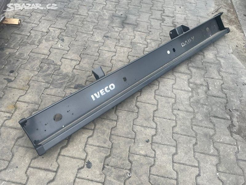 Zadní nárazník IVECO Daily Nový, originál, 213 cm
