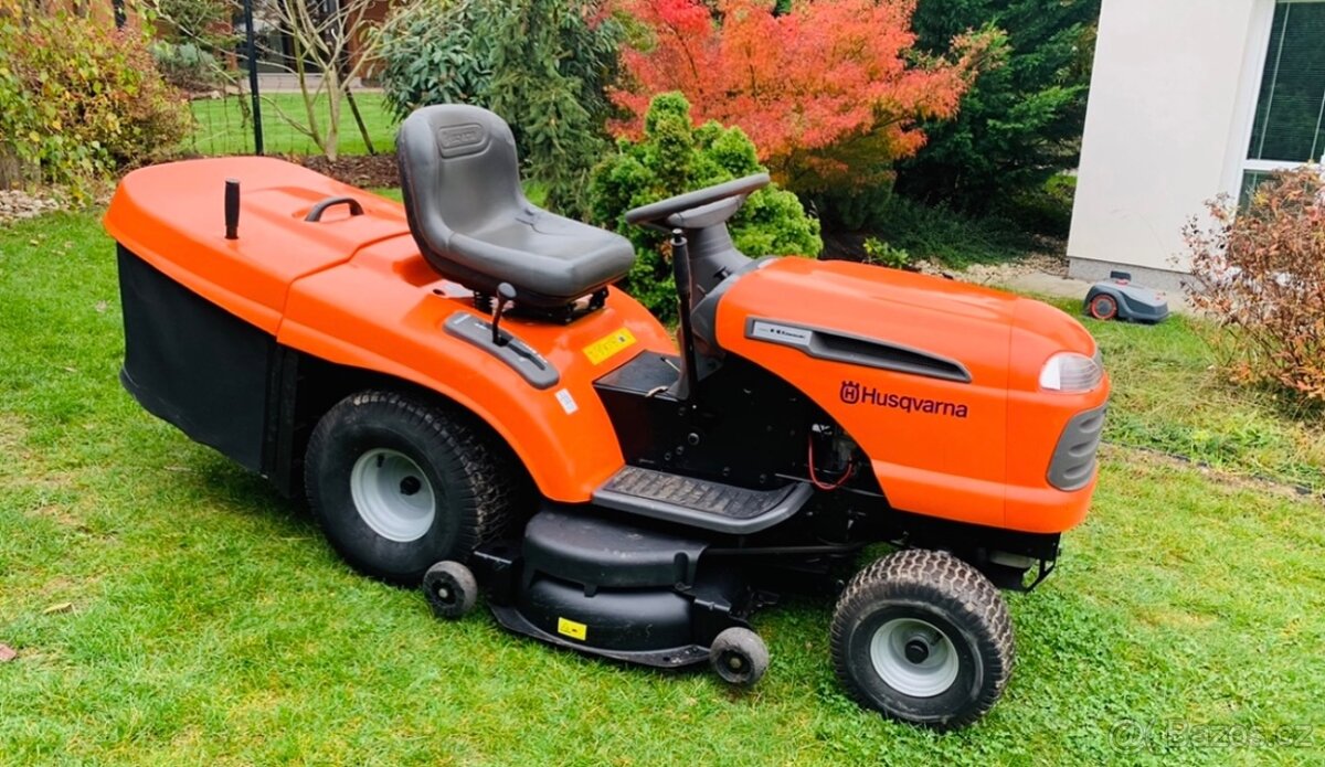 Zahradní traktor traktůrek sekacka