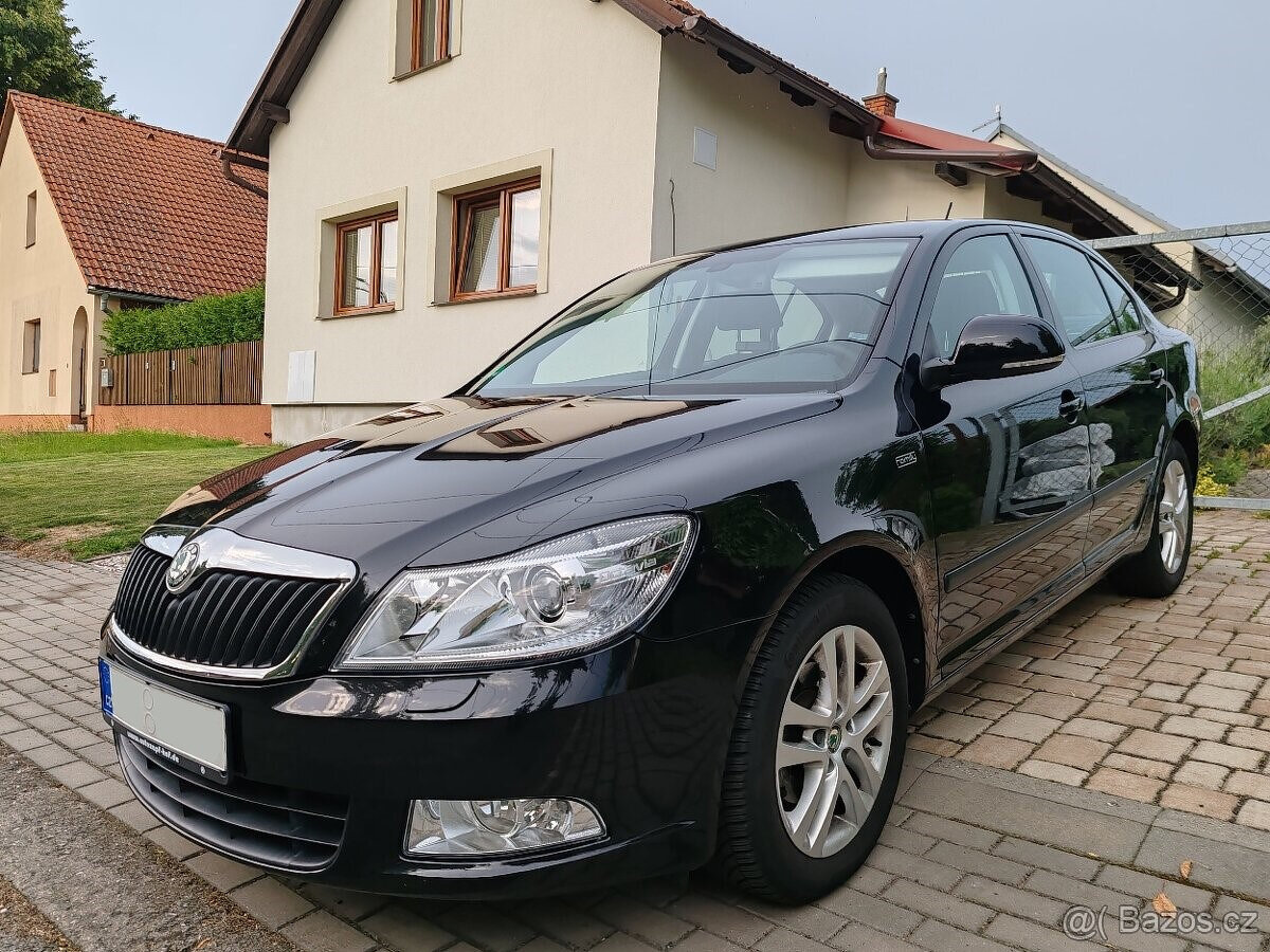 benzínová Škoda Octavia FAMILY 1.4 UNIKÁTNÍ STAV DSG automat