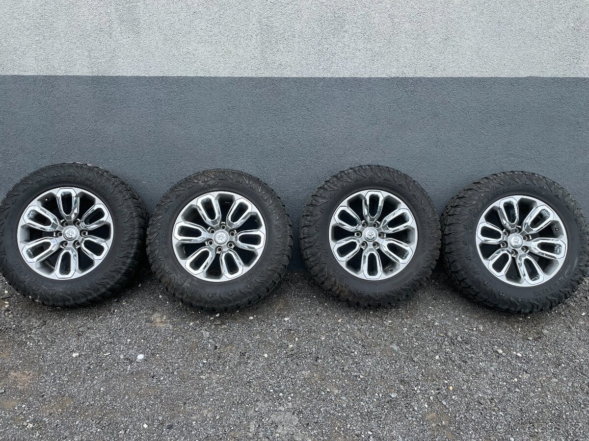 Kola Dodge RAM R20