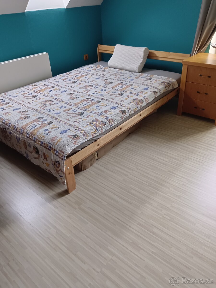 Prodám postel