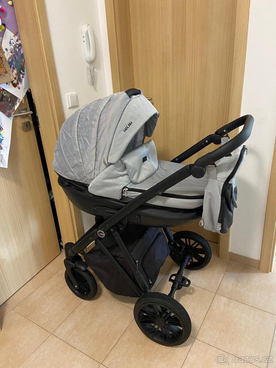 Kočárek, Autosedačka, Polohovatelná jídelní židle, postýlka