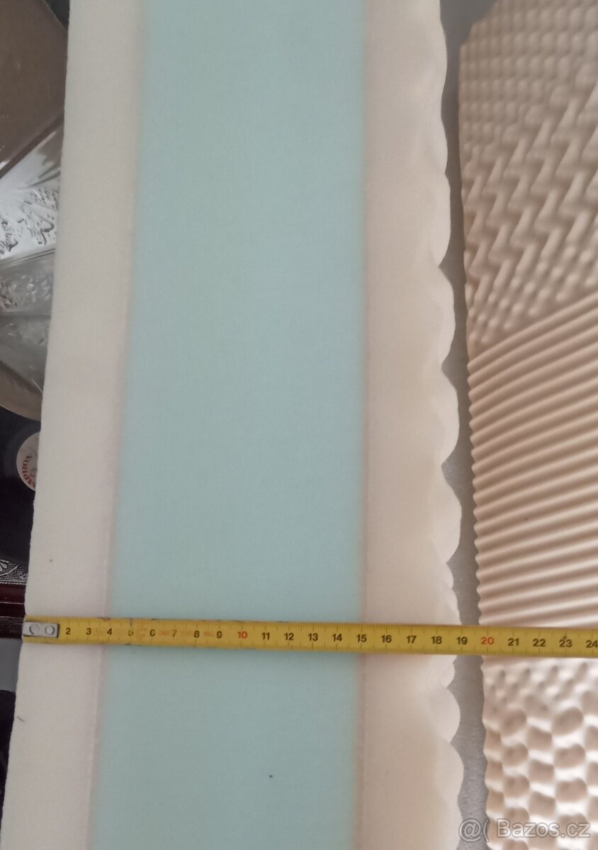 Prodám 2 matrace 90×200 cm – Aloe Vera potah, používané 2 ro