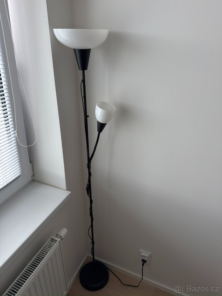 Stojací lampa IKEA Tagarp