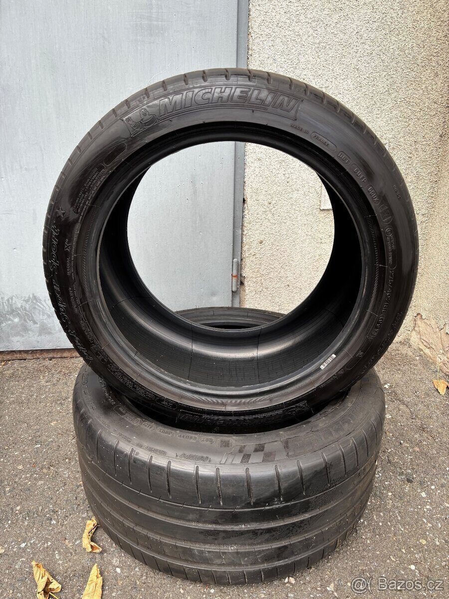 Michelin Pilot Super Sport 275/40 ZR18